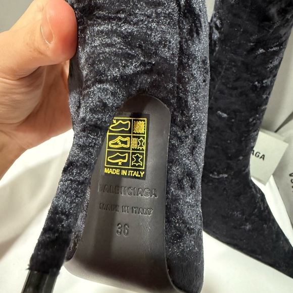 BALENCIAGA KNIFE BOOTIE CRUSHED VELVET JERSEY - Picture 7 of 11